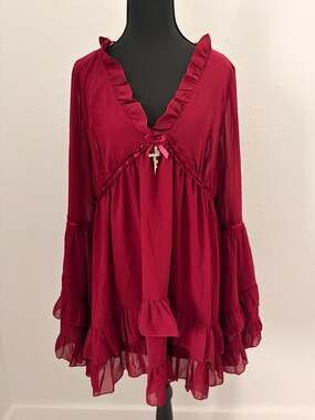Widow Chiffon Mini Dress With Bell Sleeves And Cross Charm - Dark Red